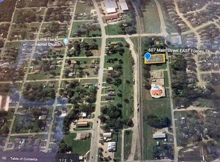 607 E Main St, Forney, TX 75126