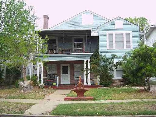 1st image of 123/125 E NORWOOD CT