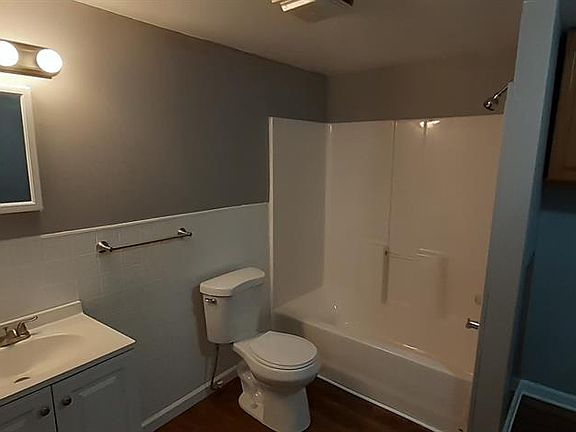 5th image of 8251 Jackson Ave