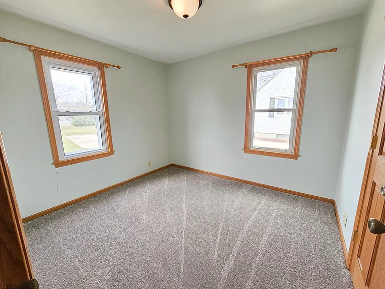 133 Concord Ave — Photo 10