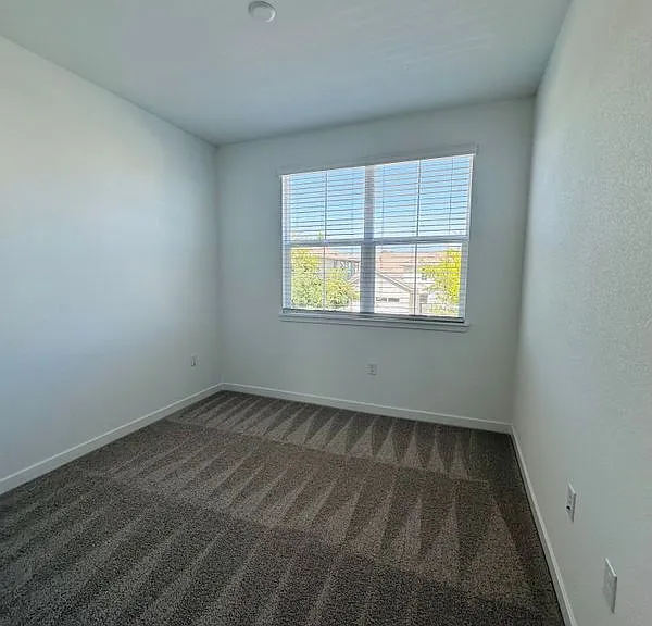 2590 Garden Farms Ave — Photo 18