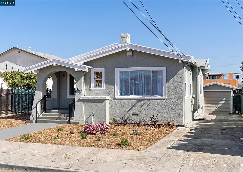 1st image of 2852 61st Ave