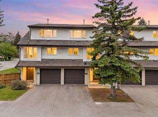 1012 S Ranchlands Blvd NW #44, Calgary, AB T3G1Y1