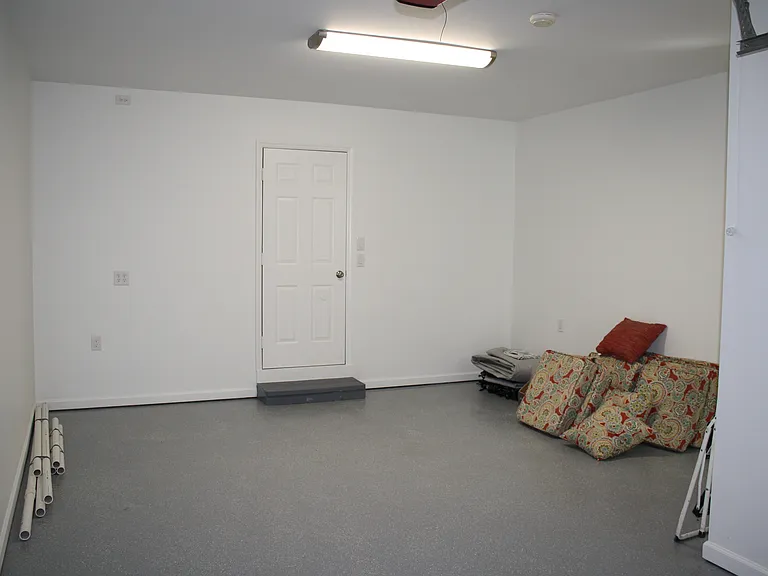 1010 Eastshore Cir — Photo 17