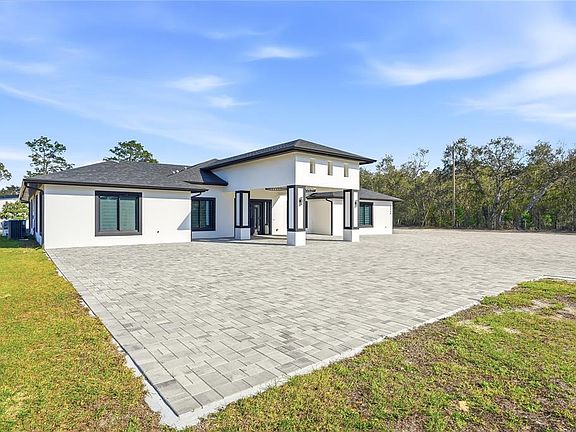 3rd image of 17736 Overstreet Ln