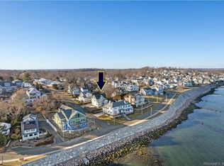 7 Thompson Hill Rd, Milford, CT 06460