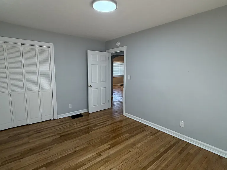 3621 Cleveland Ave — Photo 9