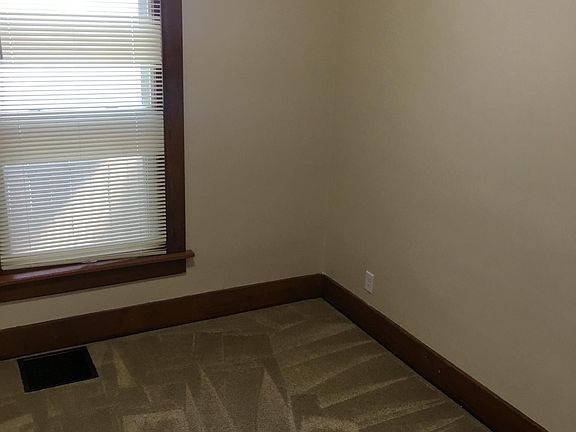 5th image of 1621 N 31st St