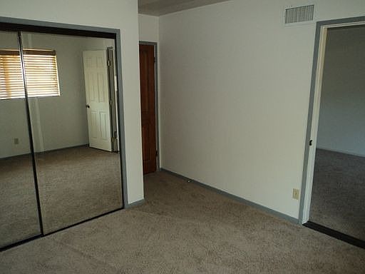 5th image of 1915 Vermel Ave