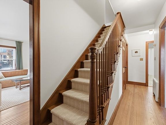 4th image of 11 Stimson St