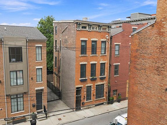 2nd image of 1329 Republic St