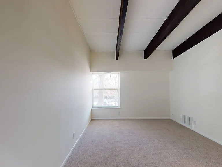 The Commons at Windsor Gardens — Photo 115