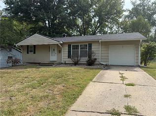 13113 Sycamore Ave, Grandview, MO 64030