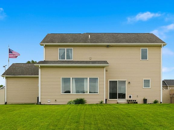 4th image of 232 W Bay Bridge Ct