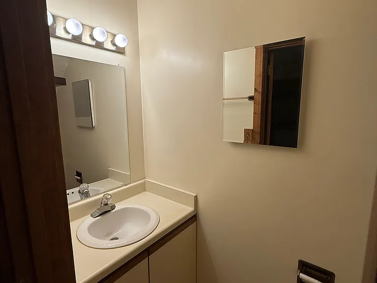 113 S Peak Dr — Photo 14