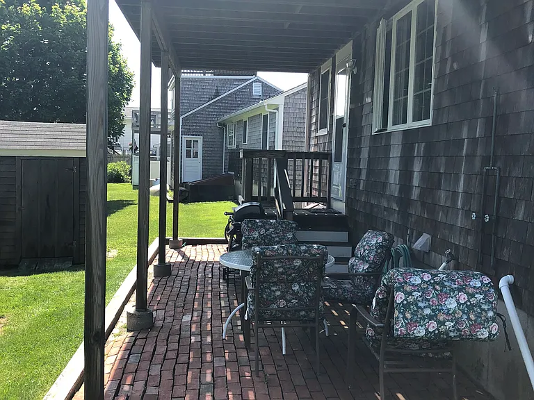 3 Feake Ave — Photo 4