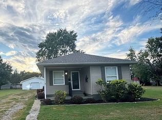 509 N 30th St, Herrin, IL 62948