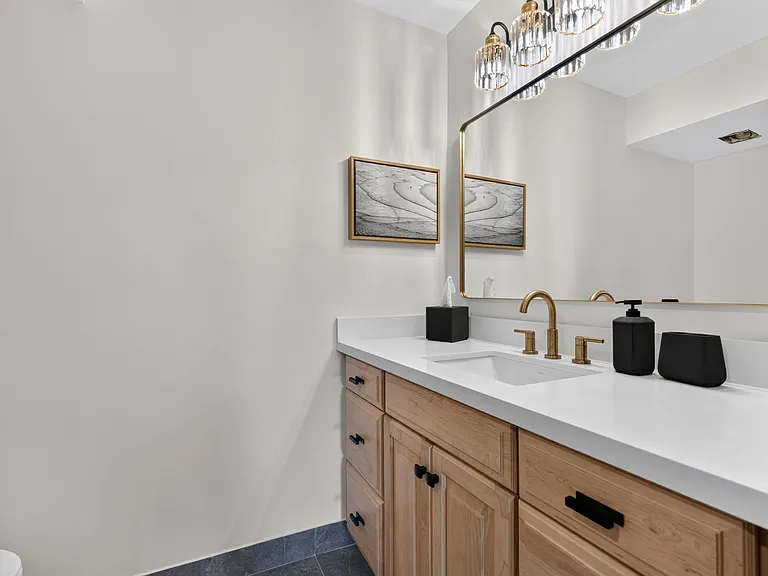 302 Brackenwood Cir — Photo 22