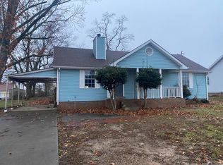 1218 Pembroke Oak Grove Rd, Oak Grove, KY 42262