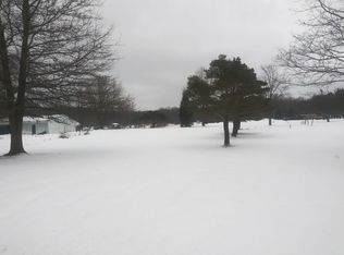 8601 Old Waterford Rd, Erie, PA 16509