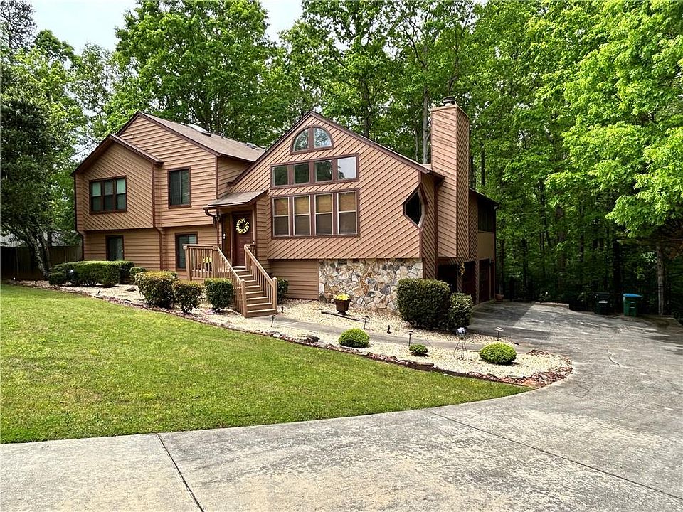 1st image of 3891 Forest Dawn Ct