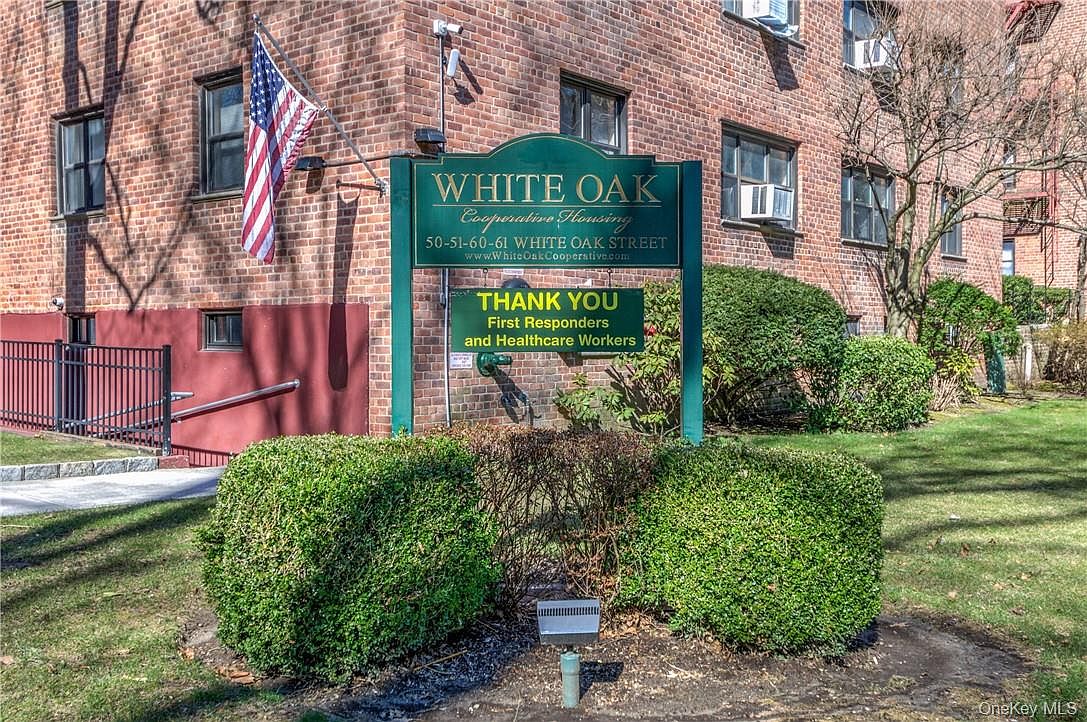 50 White Oak Street #3G, New Rochelle, NY 10801 | MLS #841533 | Zillow