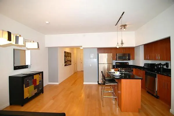 Rented by Global Realty Opportunities | media 55