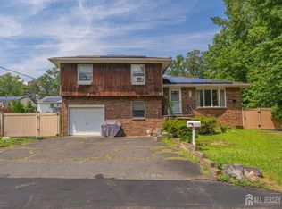 696 Grove Ave, Laurence Harbor, NJ 08879