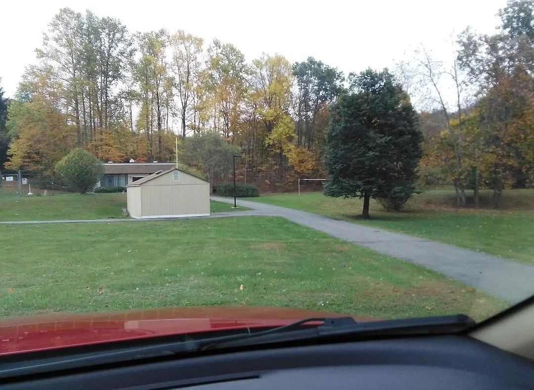 2 bed, 1000 sqft, $2,700 — Photo 2