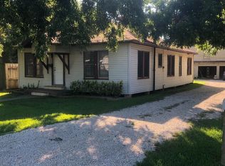 2117 Avenue A, Nederland, TX 77627