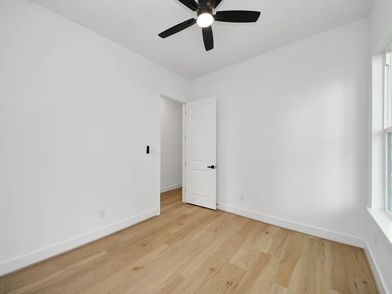 7117 Eastwood St — Photo 23