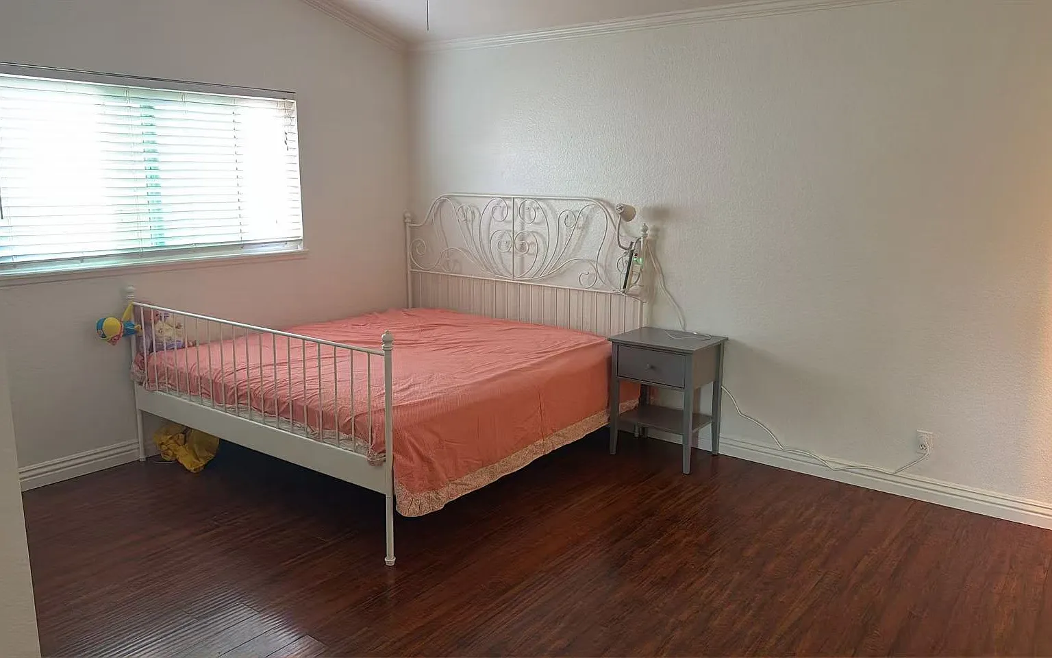 3 bed, 1515 sqft, $1,200 — Photo 3