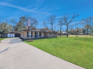 16511 Walnut Springs Ln, Magnolia, TX 77355