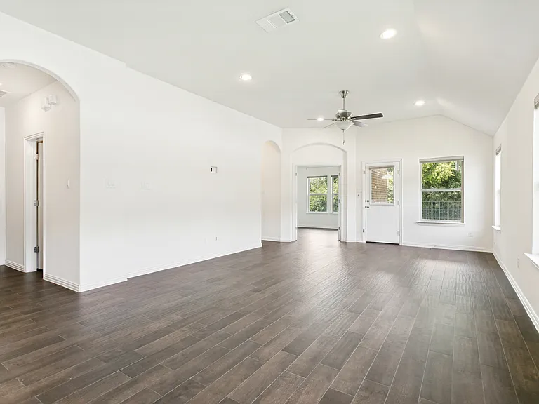 208 Northern Star Ct — Photo 13