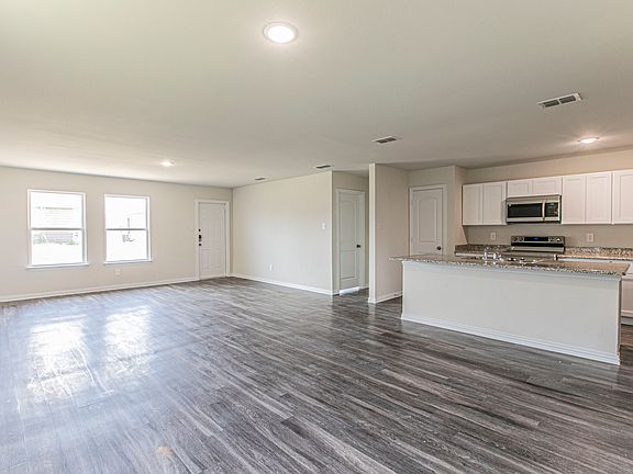 2nd image of 7115 Phoenix Dr