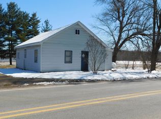 986 S Ravenna Rd, Ravenna, MI 49451