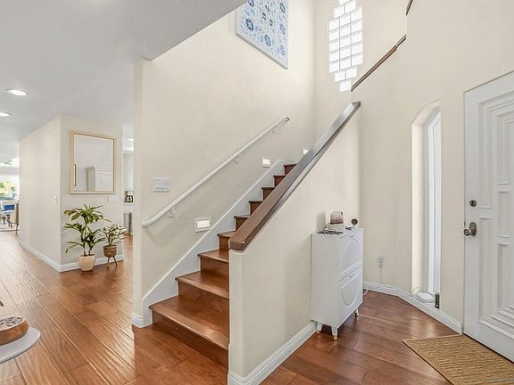 4th image of 52 Spinnaker Way