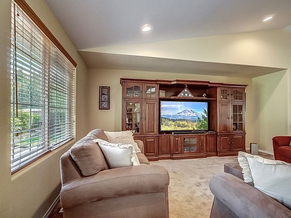 5th image of 16507 130th Avenue Ct E