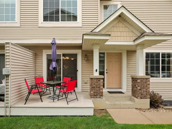 1645 County Road D E, Maplewood, MN 55109