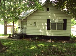 1139 N 1st St, Springfield, IL 62702