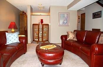 4th image of 815 NW Huckle Dr