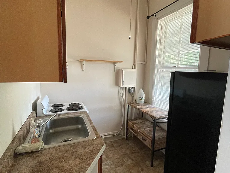 2 Washburn Ter #2D — Photo 6