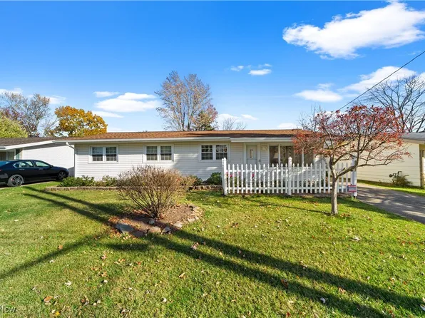 9107 Cambridge Dr, Northfield, OH 44067