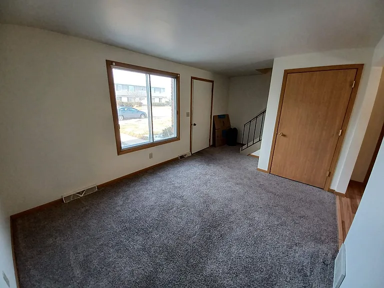 3727 Parkway Blvd — Photo 8