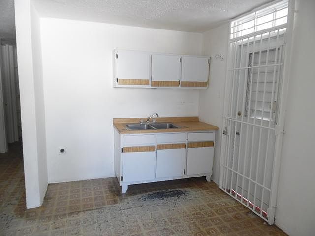 2nd image of AR8 Calle Principal E