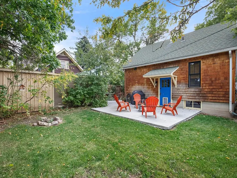 301 E Olive St — Photo 12