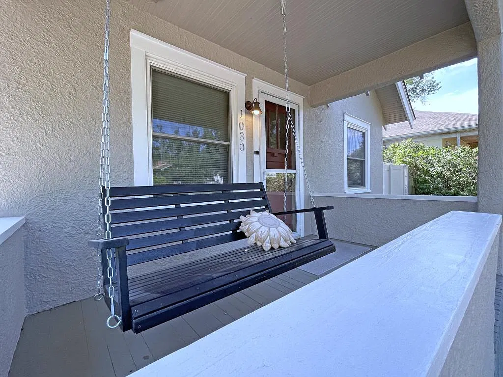 1030 Custer Ave. — Photo 3