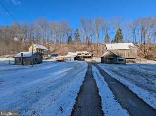 14853 Bonnair Rd, Glen Rock, PA 17327