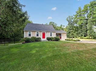 127 Taylor St, Pembroke, MA 02359