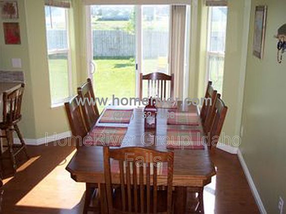 4th image of 2178 N Bryan Ln